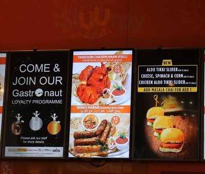 ‪shamiana Tandoori & Indian Cuisine‬