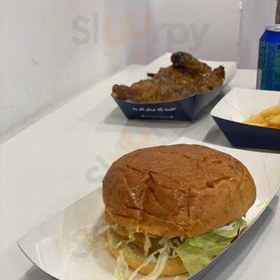 ‪chicken Cottage‬