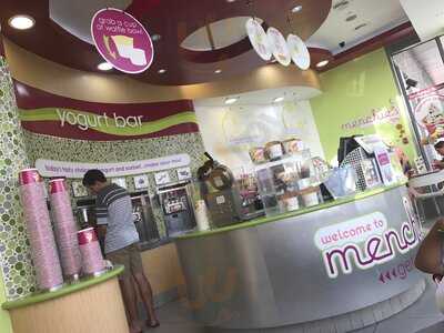 ‪menchie's‬