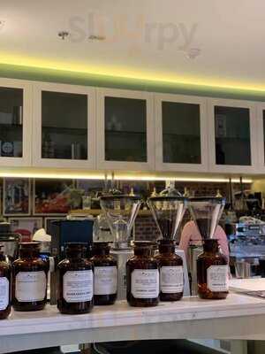 ‪leopold's Of London Mirdif‬