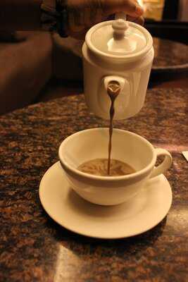 ‪vintage Chocolate Lounge‬