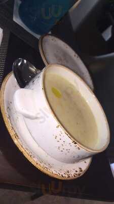 ‪seven Sands & Falcon Lounge‬