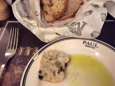 ‪paul Bakery & Restaurant‬