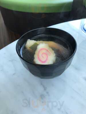 ‪sumo Sushi & Bento‬