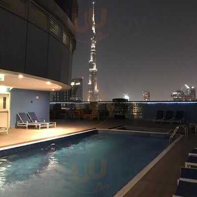 ‪level 47 Rooftop Restaurant & Lounge‬