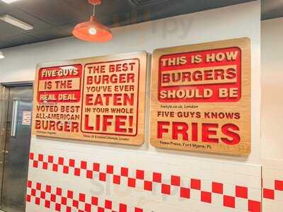 ‪five Guys‬