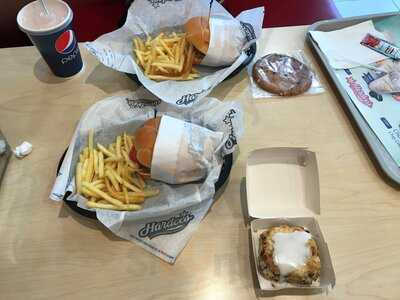 ‪hardee's‬