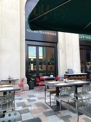 ‪napoletana Jumeirah Beach Road‬