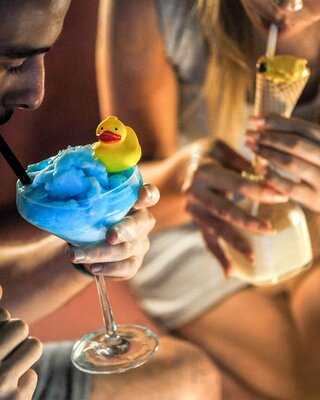 ‪w Xyz Bar And Lounge‬