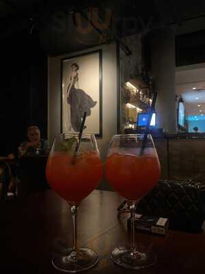 ‪distillery Dubai Gastropub‬