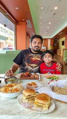 ‪spinzer Restaurant‬