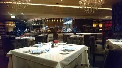 ‪vesna Restaurant & Lounge‬