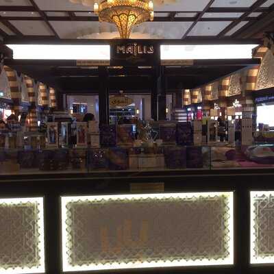 ‪the Majlis Cafe & Restaurant‬