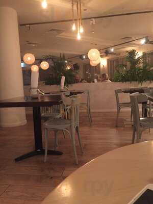 ‪beach House Cabana‬