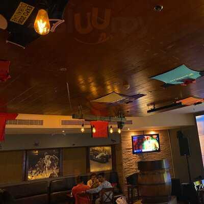 ‪barrels Sports Arena‬