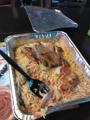 ‪al Tazaj Fakieh Bbq Chicken Restaurant‬