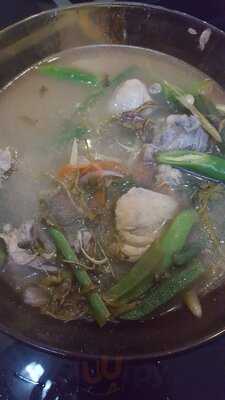 ‪carinderia Ni Tandang Sora‬