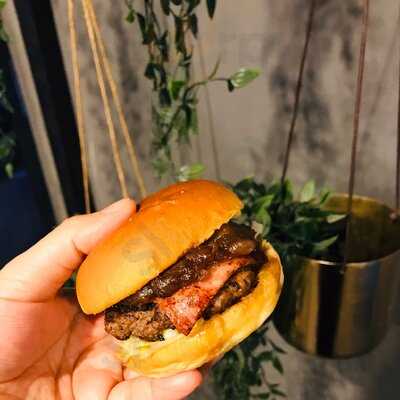 ‪abzi's House Of Burger‬