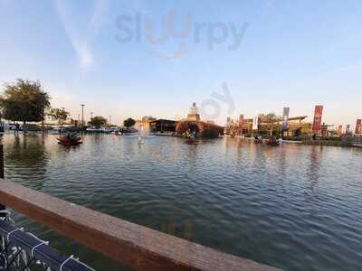 ‪lezzet Turkish Restaurant Al Khawaneej‬