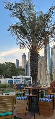 ‪al Manara Beach Bar‬