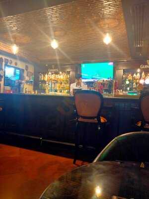 ‪the Viceroy Pub‬