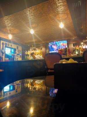 ‪the Viceroy Pub‬