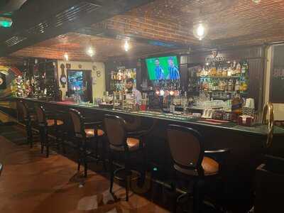 ‪the Viceroy Pub‬