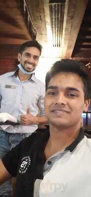 ‪the Viceroy Pub‬