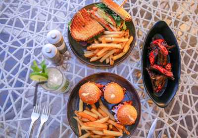 ‪firefly Lounge‬