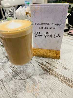 ‪baker Street Cafe‬