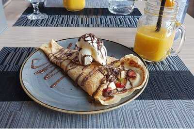 ‪whisper Restaurant & Cafe‬