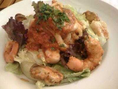 ‪fish And Company‬