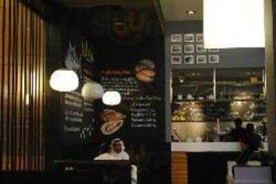 ‪fish And Company‬