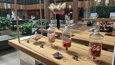 ‪the Lobby Lounge‬