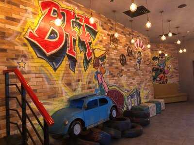 ‪bff Pub And Sports Bar‬