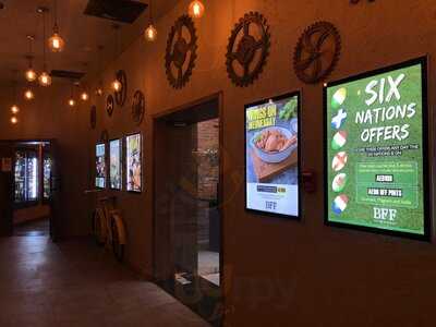 ‪bff Pub And Sports Bar‬