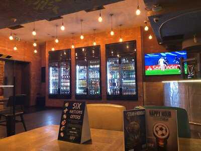 ‪bff Pub And Sports Bar‬