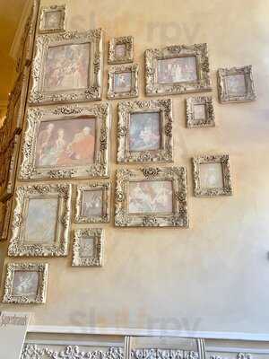 ‪shakespeare And Co.‬