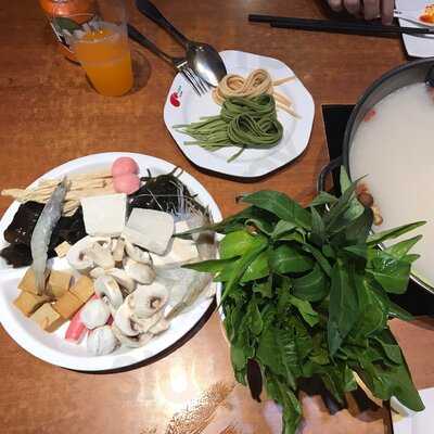 ‪xiao Wei Yang International Restaurant‬