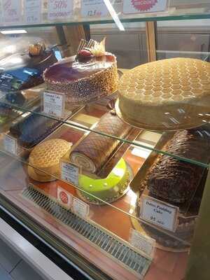 ‪katrina Sweets & Confectionary‬