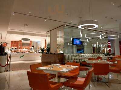 ‪365 All Day Dining‬