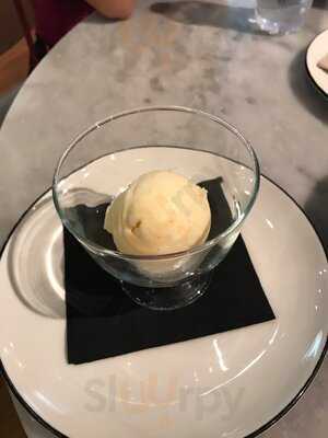 ‪pizza Express Ibn Battuta Mall‬