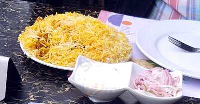 ‪royal Dining Restaurant‬