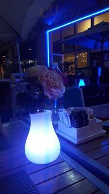 ‪maxine Restaurant & Cafe‬