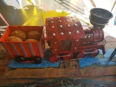 ‪the Mumbai Gully & Kulfiholic‬