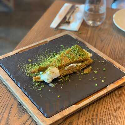 ‪butchers Shop And Grill‬