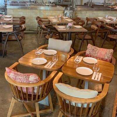 ‪butchers Shop And Grill‬