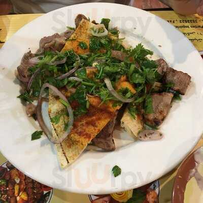 ‪lebanese Village Grill And Restaurant‬