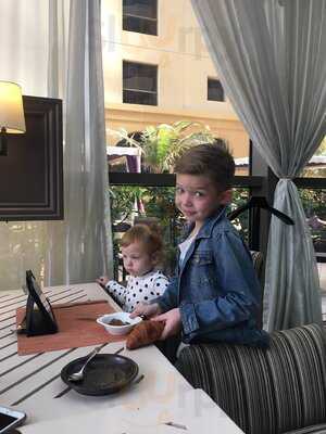 ‪the Talk Restaurant‬