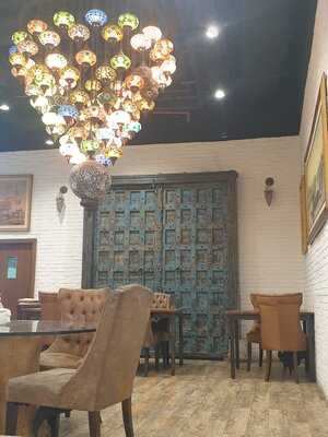 ‪dish Dash - Dubai Mall‬